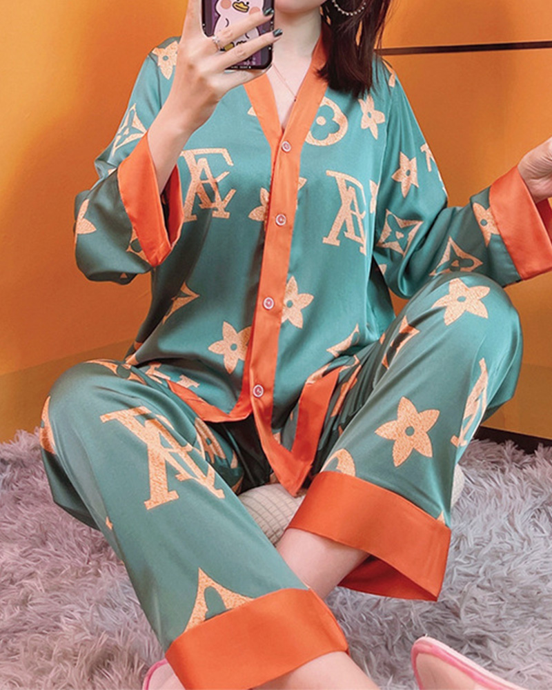 Imitation Silk Printed Pajamas Set