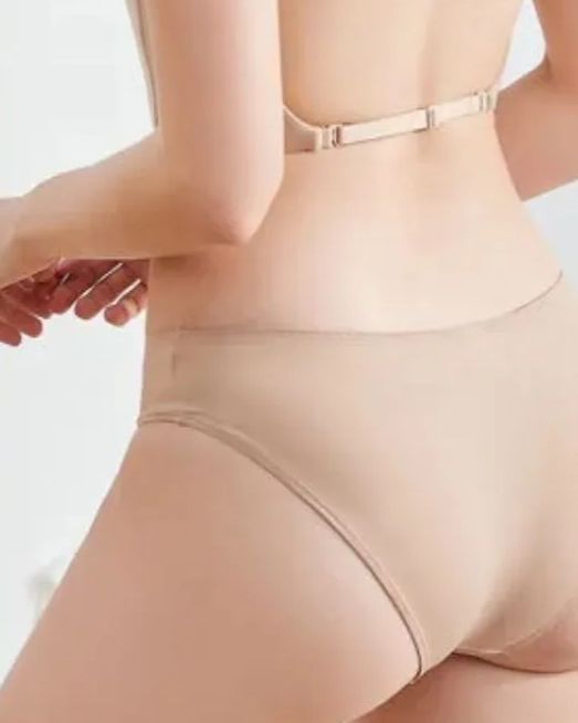 Push Up Low Back Plunge Bra Cleavage-Boosting Light Padding Bra Underwear